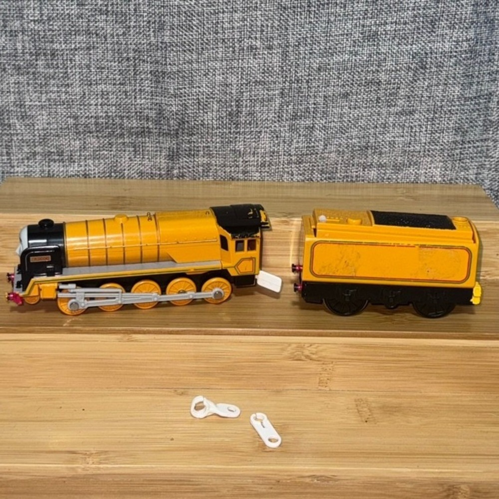 Tomy TrackMaster Murdoch Orange Steam Engine Train for Parts Repair